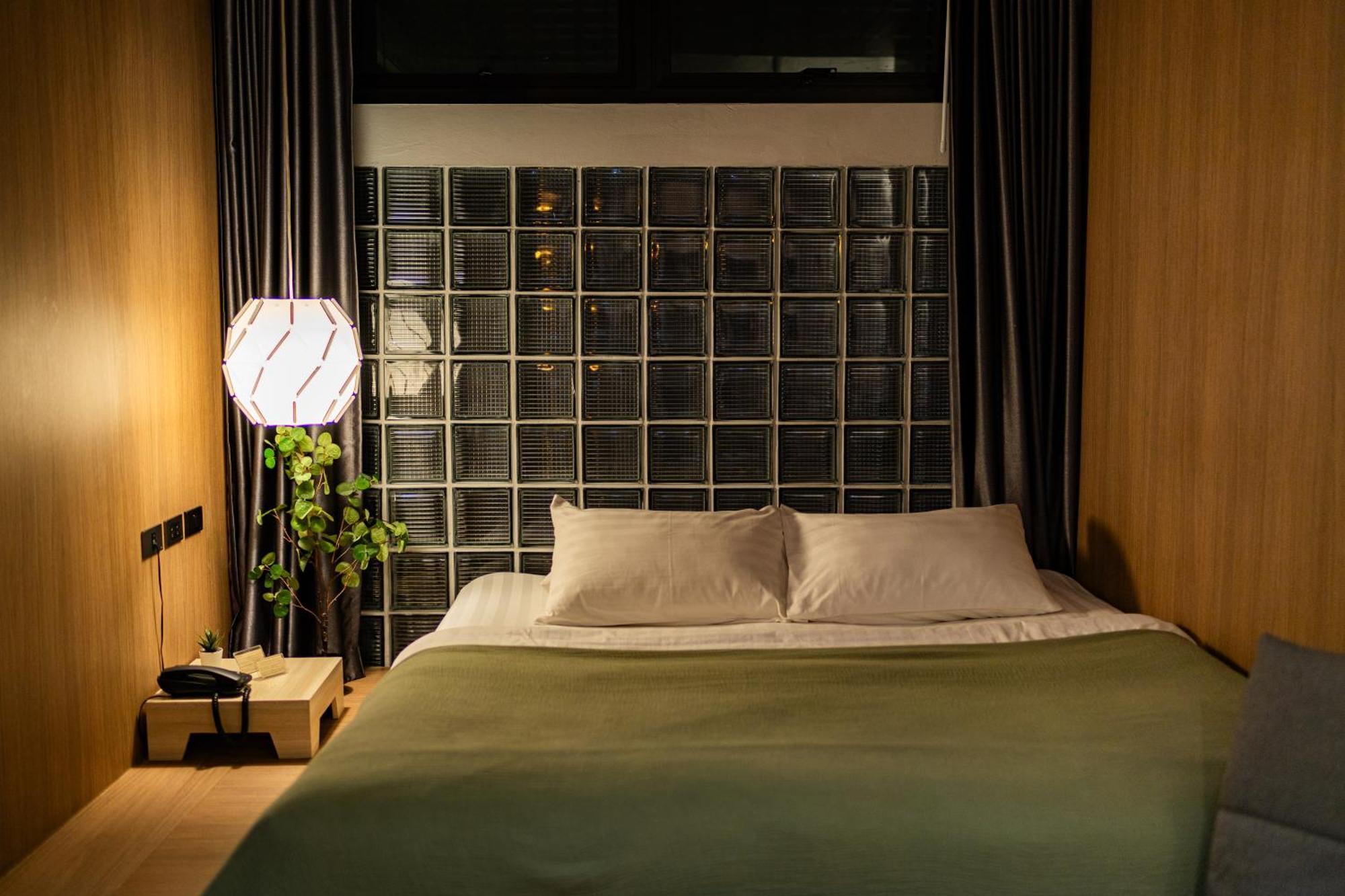 The Brown Hotel Krabi Bagian luar foto